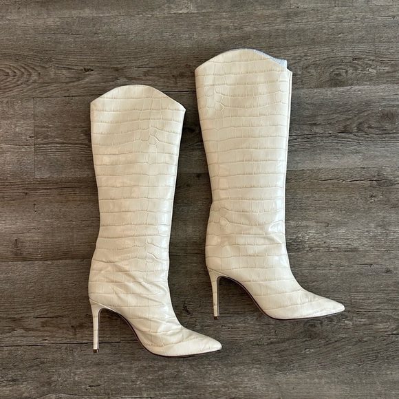 SCHUTZ Shoes - Schutz Maryanna Cream Boots